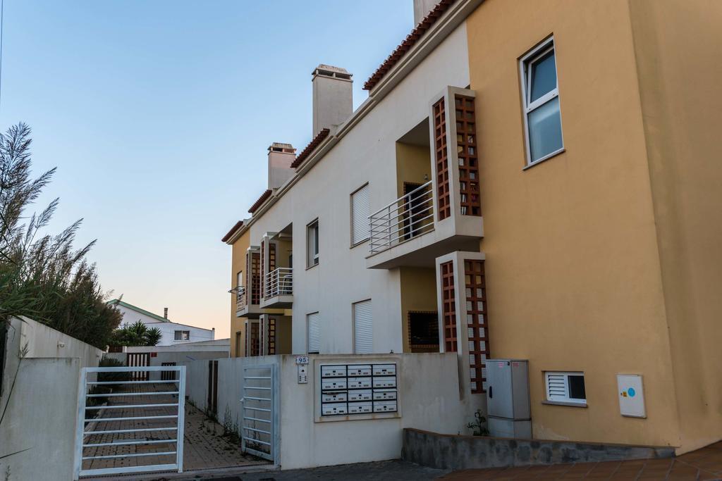 Apartments Baleal: Balconies And Pool Ferrel  Exteriér fotografie